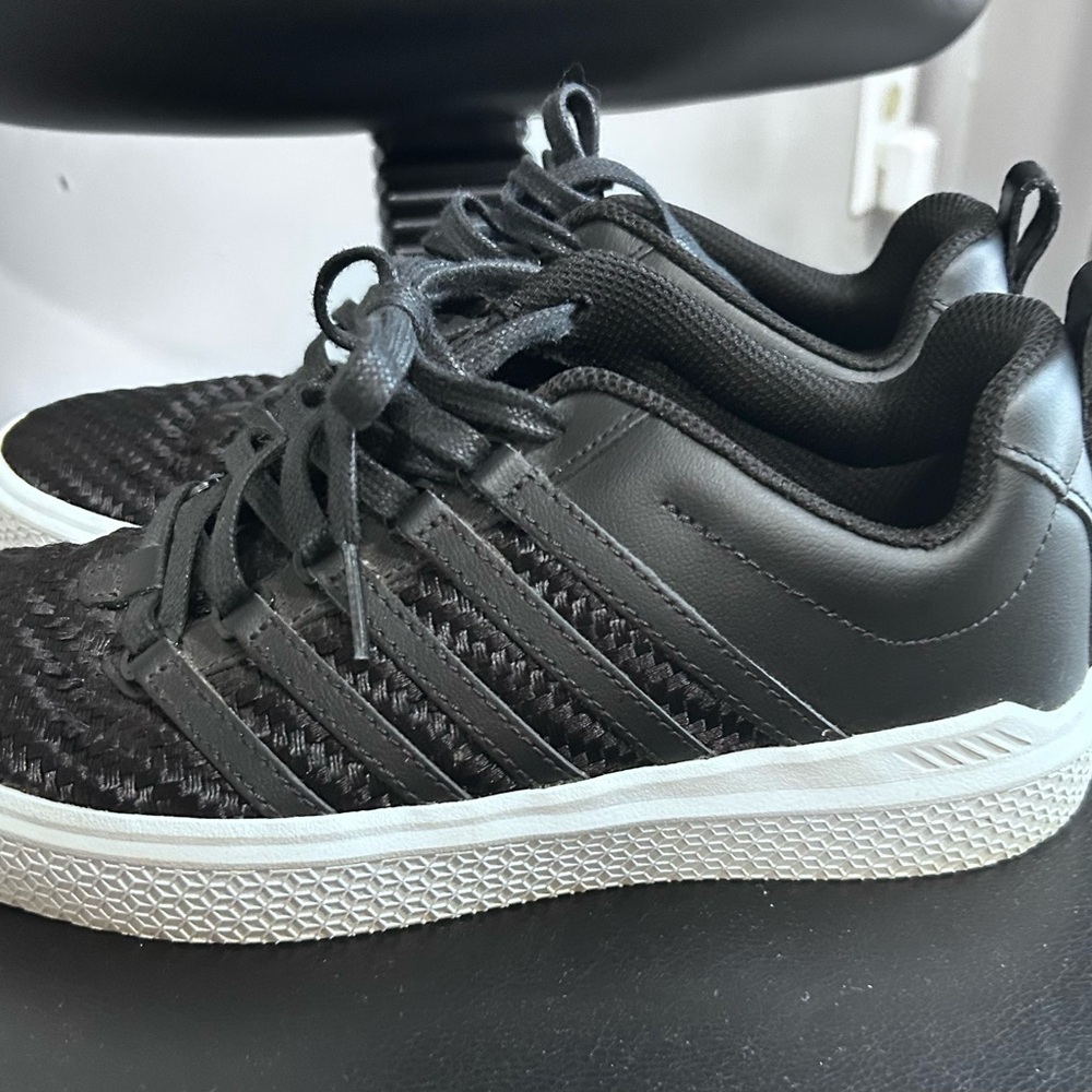 K-Swiss Womens Black and White Athletic Sneakers